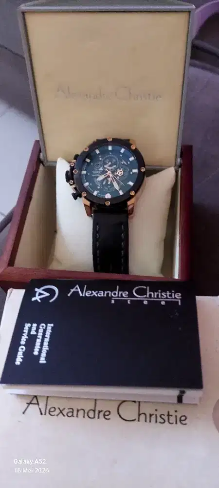 Jam Tangan Analog Alexandre Christie W.R.5ATM