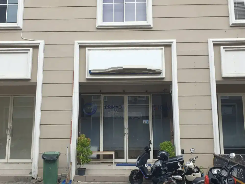 2075. Jual Ruko Rukan CBD Greenlake City, Cipondoh - Kota Tangerang