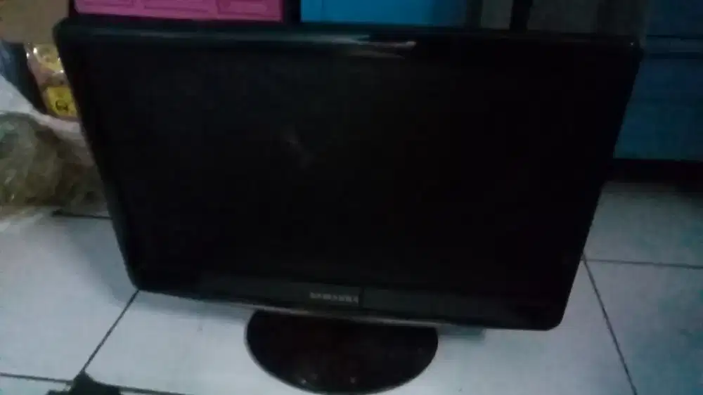 Monitor komputer samsung