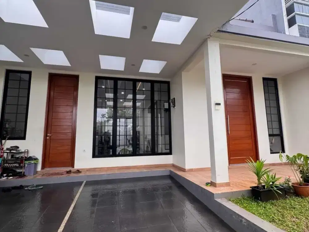 Dijual Rumah Cantik Lokasi Strategis di Villa Melati Mas BSD