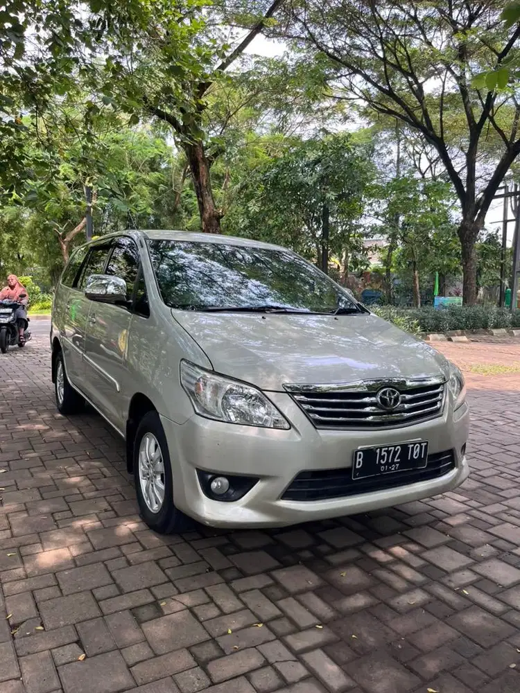 Innova G 2.0 M/T 2012 ( Low KM 70 rb)