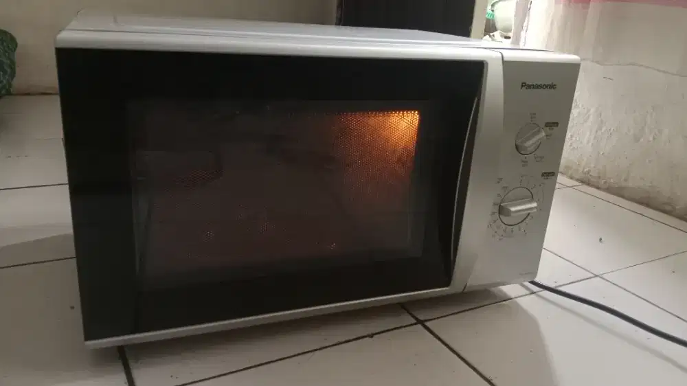 Microwave merek Panasonic