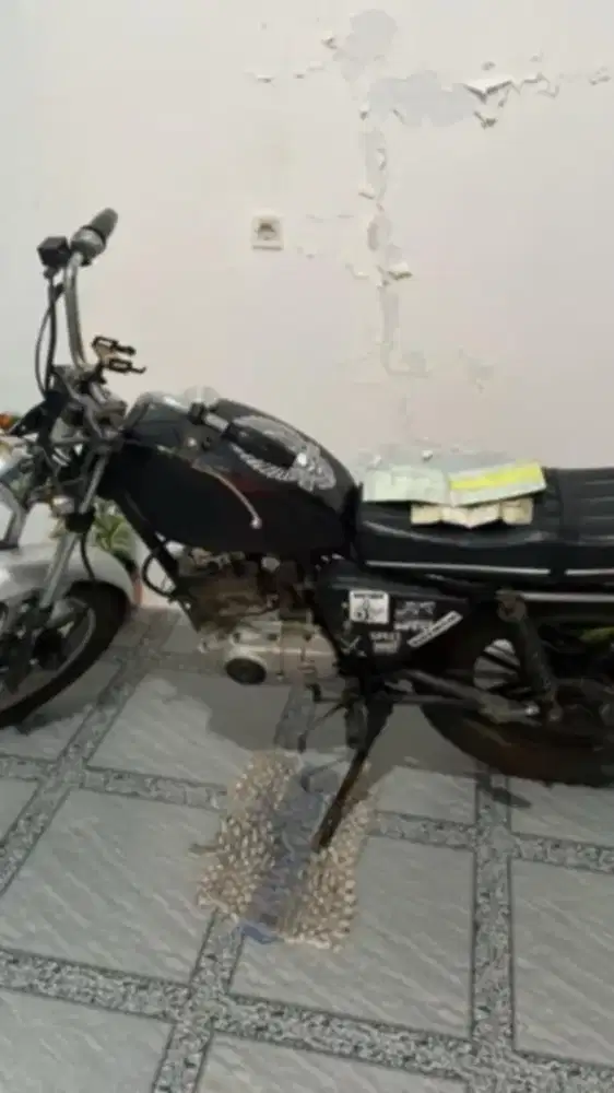 Motor thunder 125 cc style british