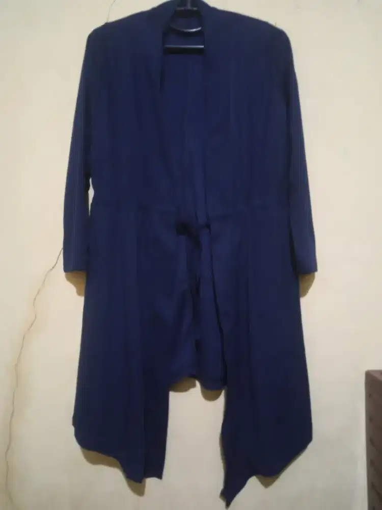 PRELOVED CARDIGAN NAVY BAHAN VOXY