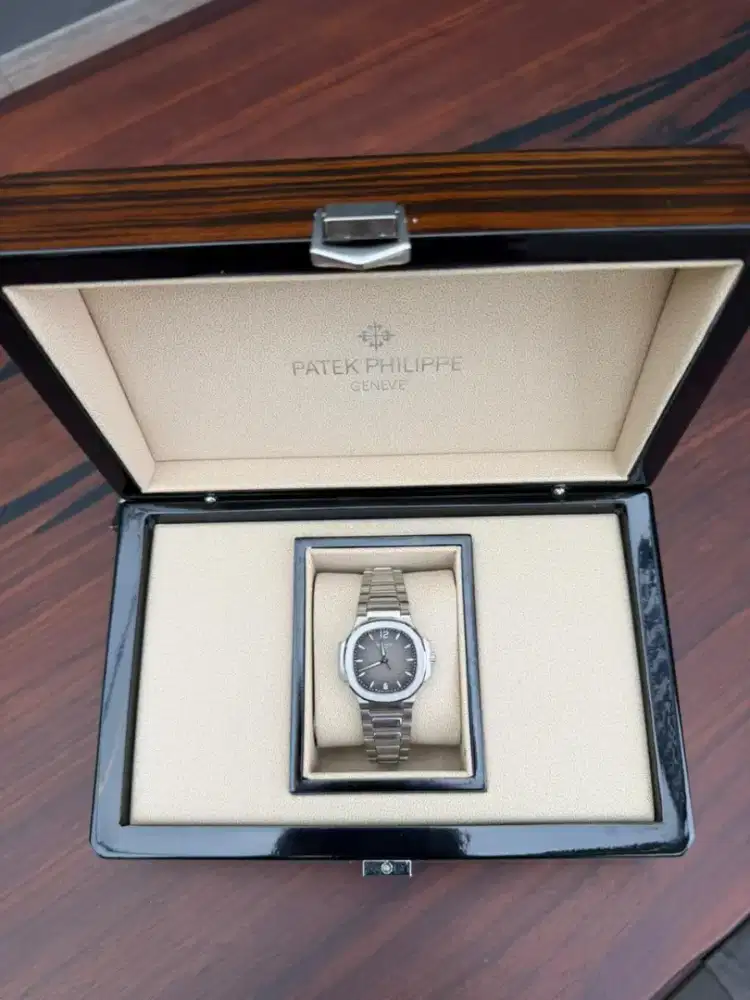 Jual bu jam wanita 7118 swiss patek nautilus