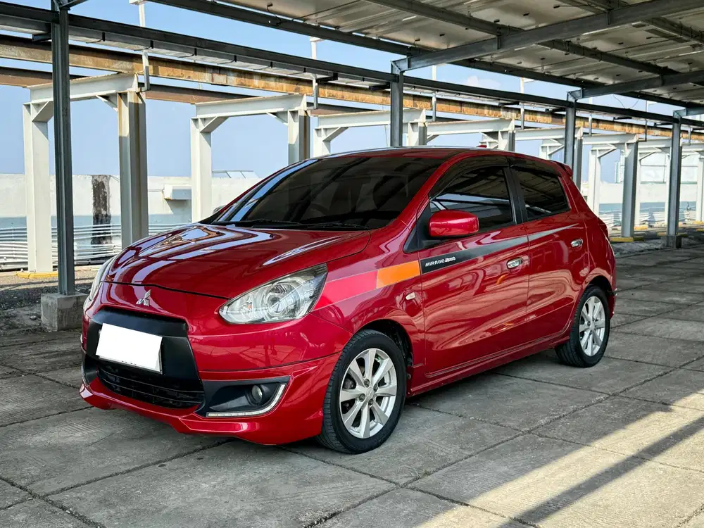 MITSUBISHI MIRAGE GLS AT 2015 Bensin
