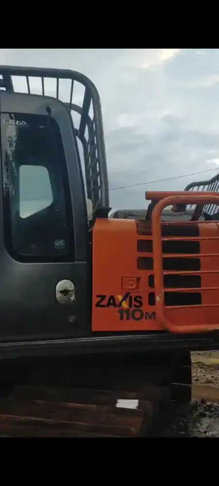 Hitachi zaxis 110