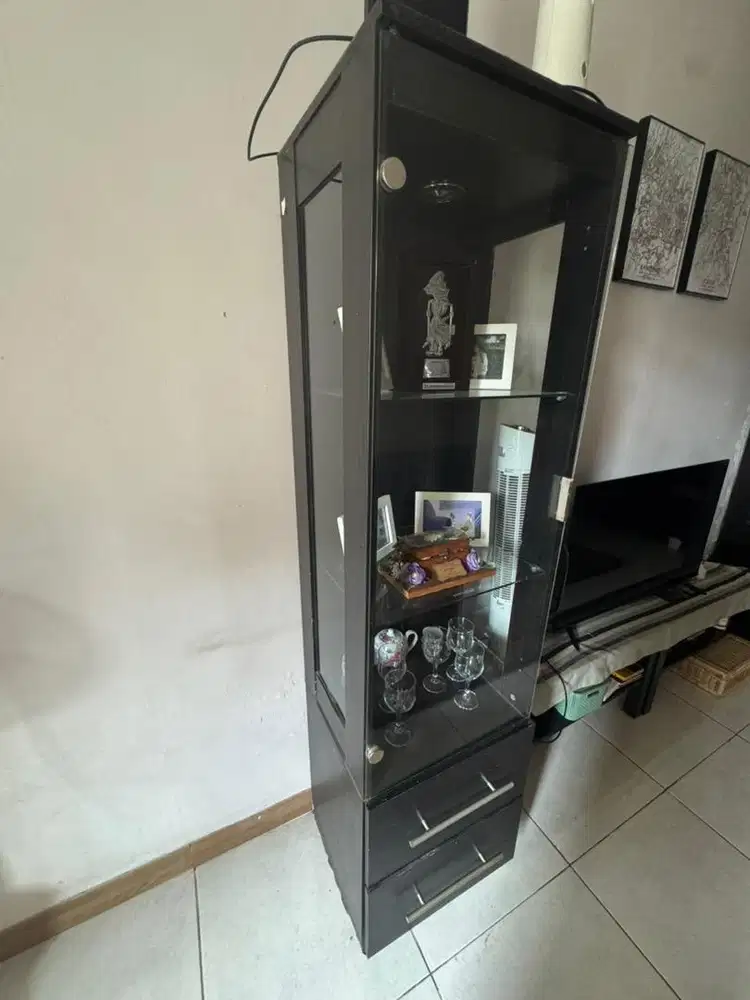 Lemari TV Set + Kaca