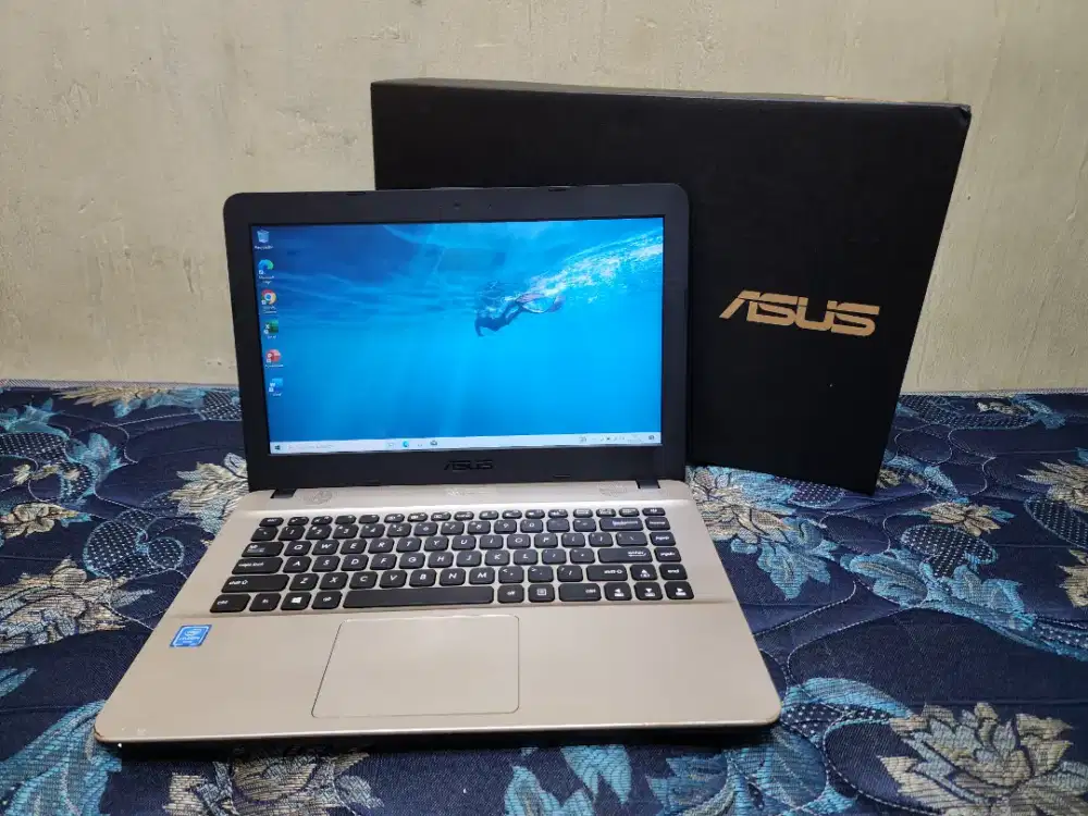Laptop Asus X441M Fullset 4/1tb Lancar