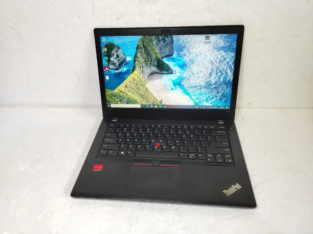 Laptop Lenovo thinkpad A485 AMD Ryzen 5Pro Ram 8GB ssd 256GB mulus