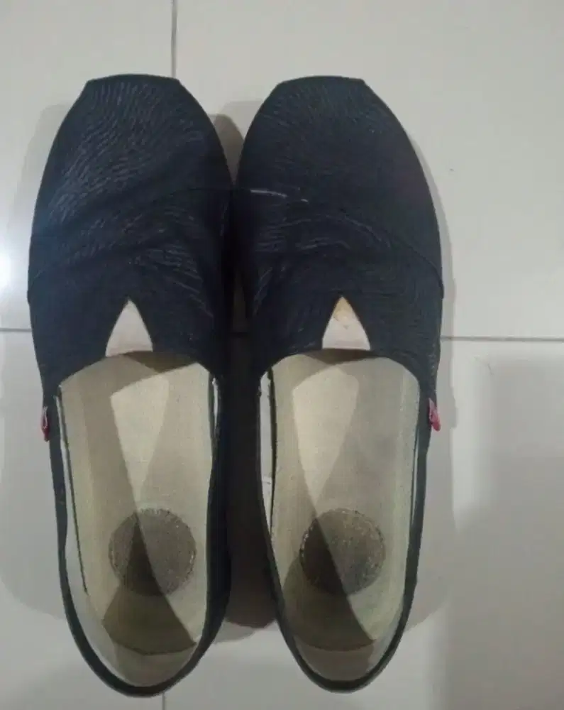 Sepatu Merk Wakai