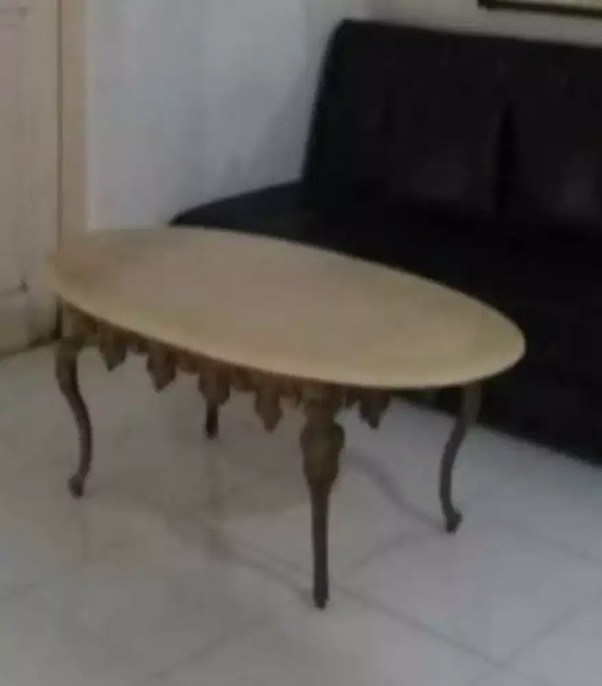 Meja marmer cantik