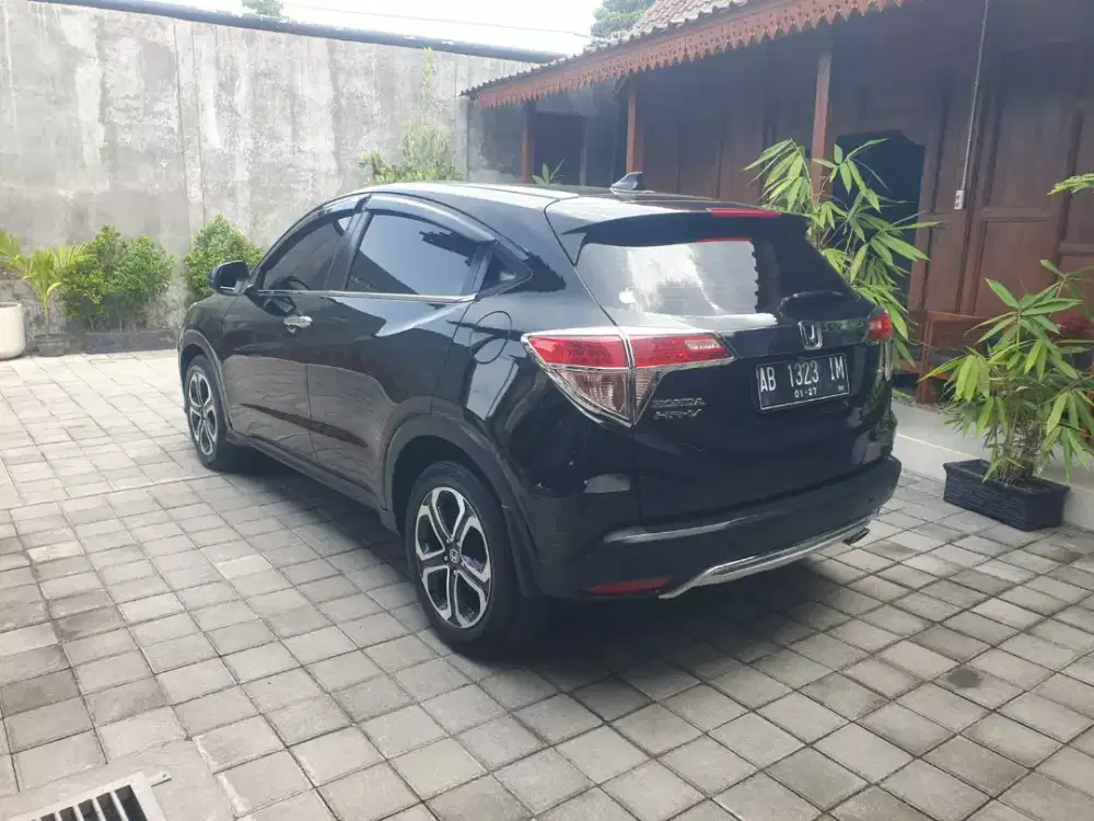 HRV E 2016 MATIC KM RENDAH