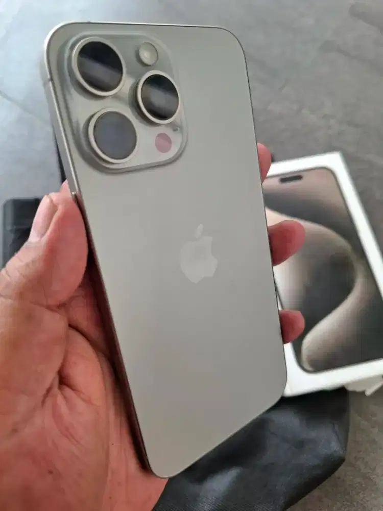 Iphone 15 promax 256 natural titanium ibox