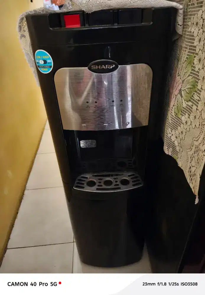 Dispenser Sharp galon bawah