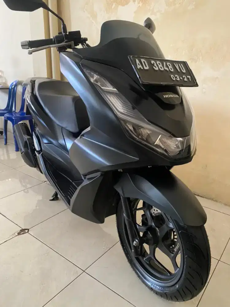 PCX 160 Warna hitam doff
