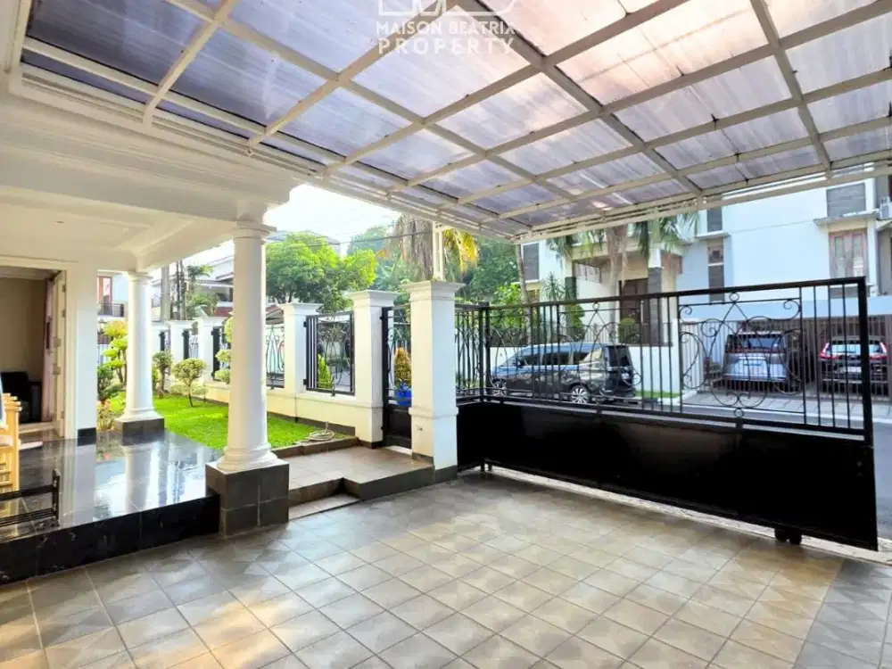 RUMAH MEWAH MEGAH POSISI HOEK 2 LANTAI SIAP HUNI LOKASI STRATEGIS DI BINTARO - TANGSEL