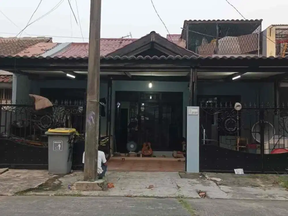 Rumah murah di Komplek Duren Villa Ciledug Tangerang