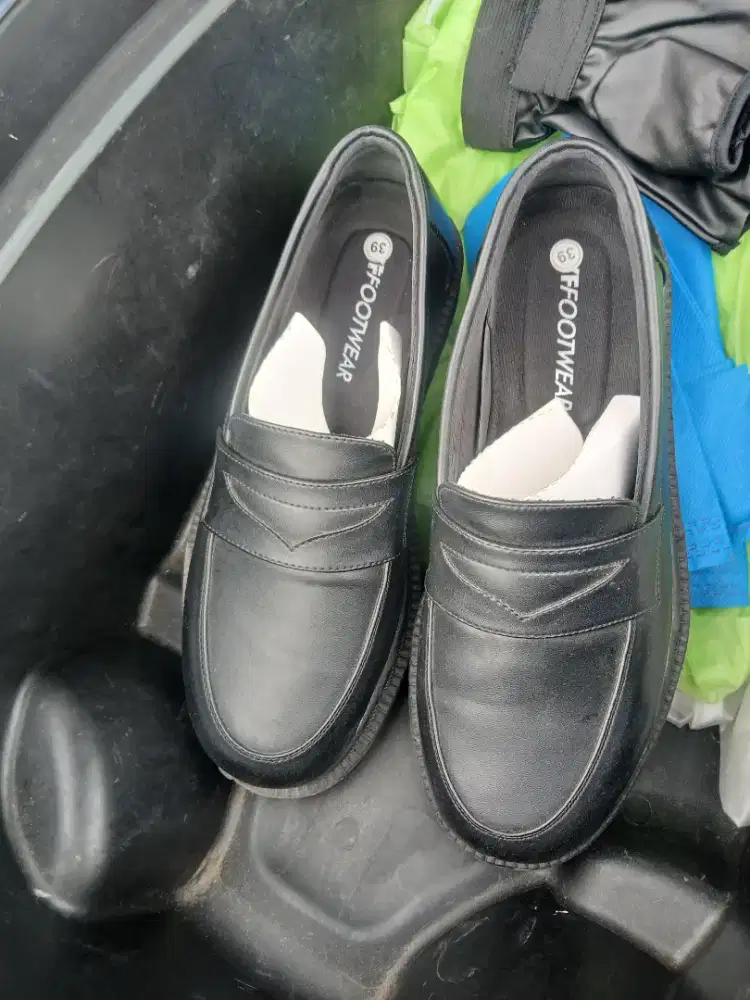 Dijual Sepatu Loafers Pria