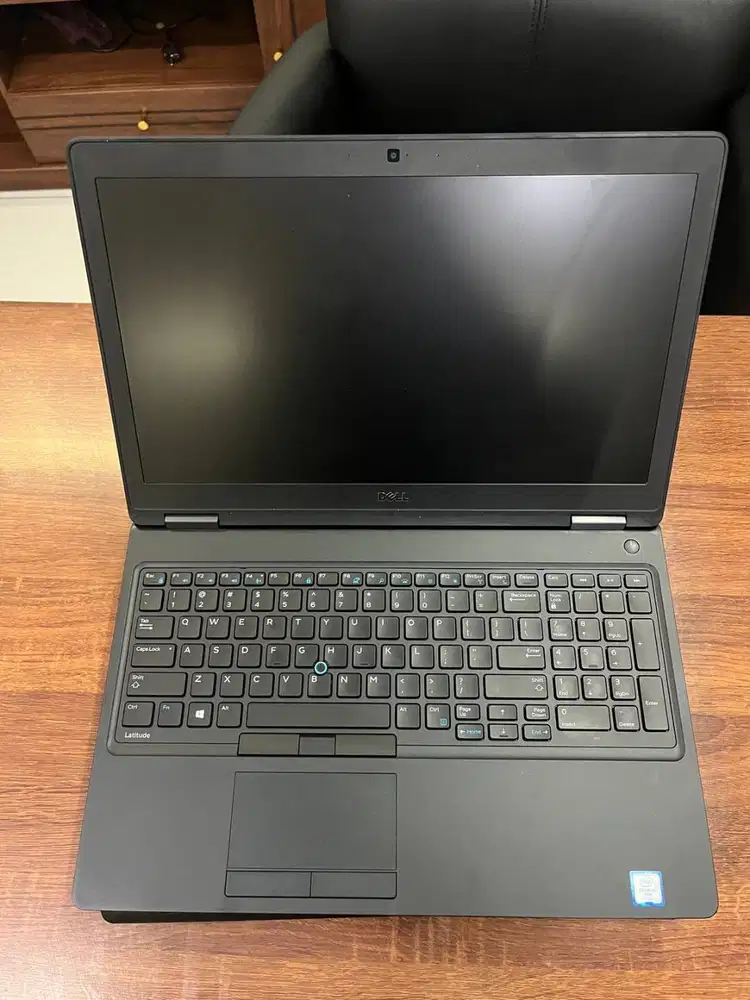 LAPTOP DELL LATITUDE 5580 CORE i5 GEN 7 RAM 8/256GB SECOND