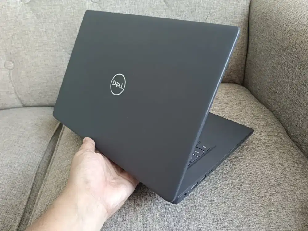 Laptop Dell Latitude core i7 Gen 10 RAM 8GB SSD 256GB