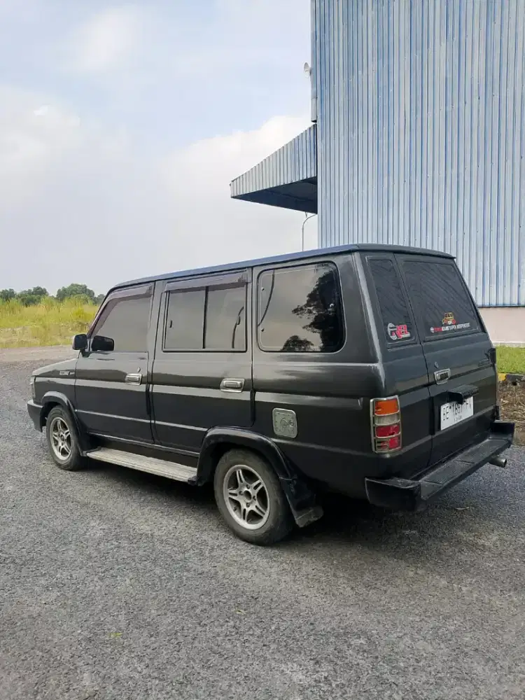 Kijang grand extra 92