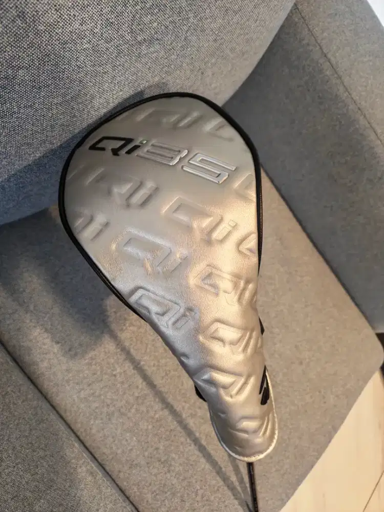 Driver taylormade qi 35 max LIKE NEW