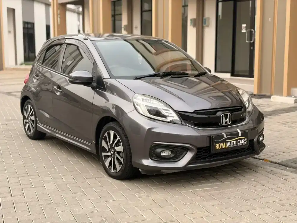 DP 17jt - PAJAK PANJANG Honda Brio RS 1.2 CVT 2017