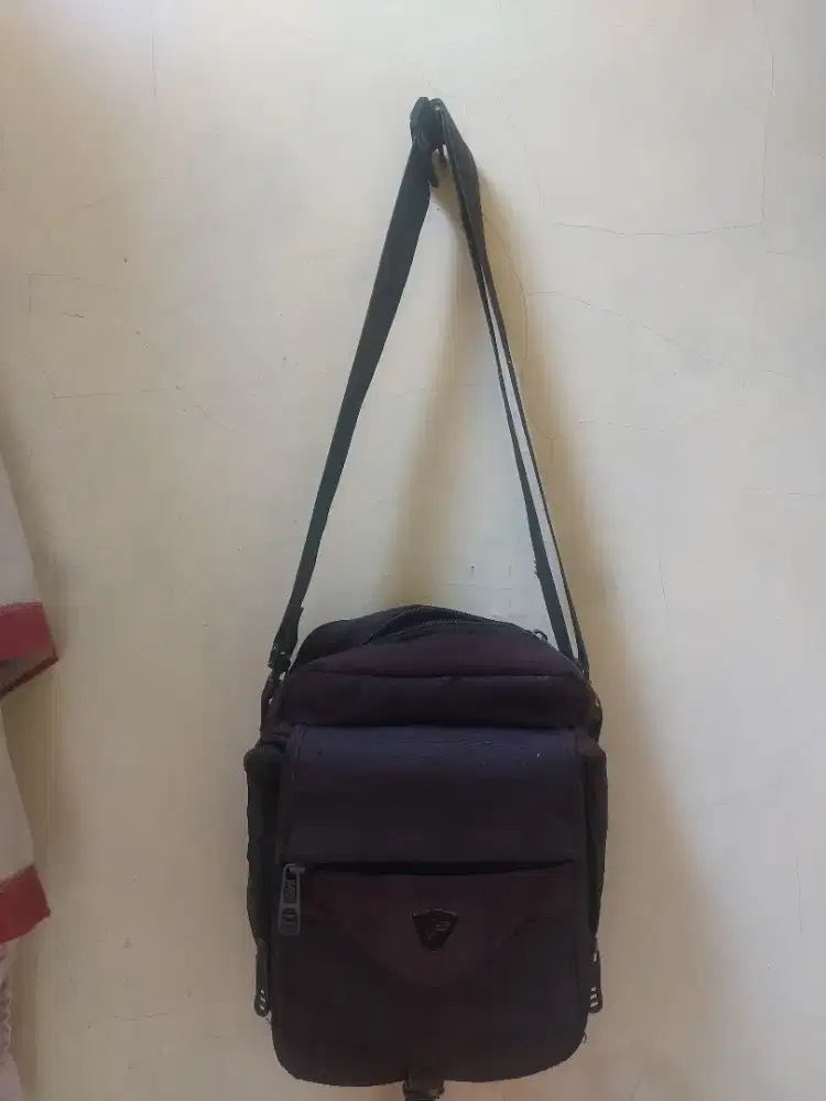 Tas slempang forester