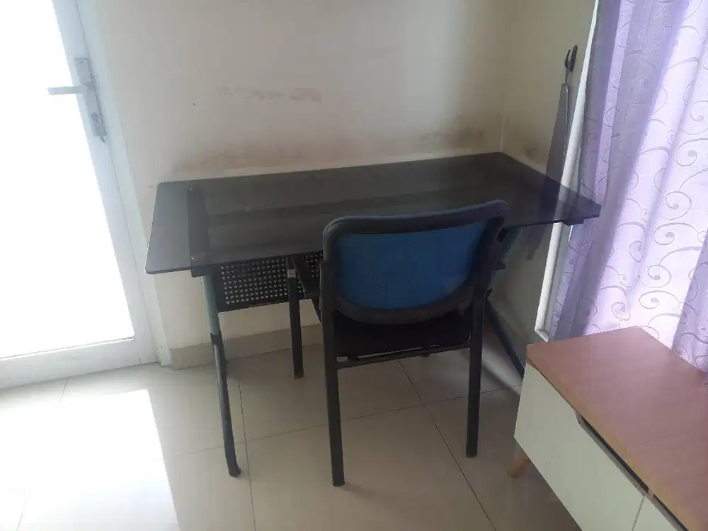 Meja dan Rak TV