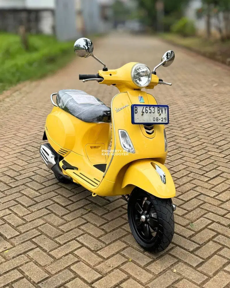 JUAL MURAH VESPA LX 125 IGET 2019 MULUS