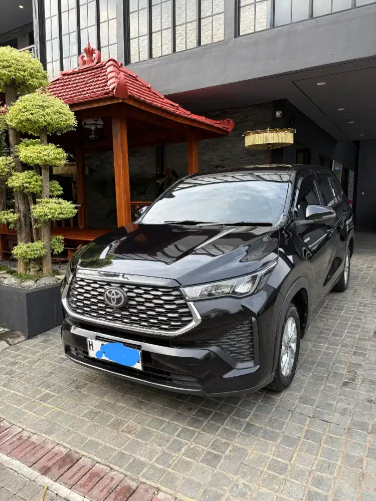 Innova Zenix G Hybrid Matic 2024