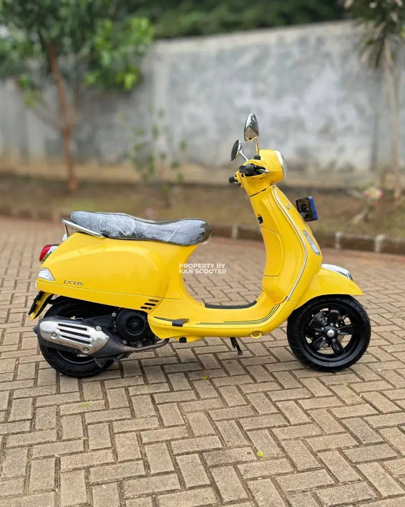 VESPA LX 125 IGET 2019 BERGARANSI