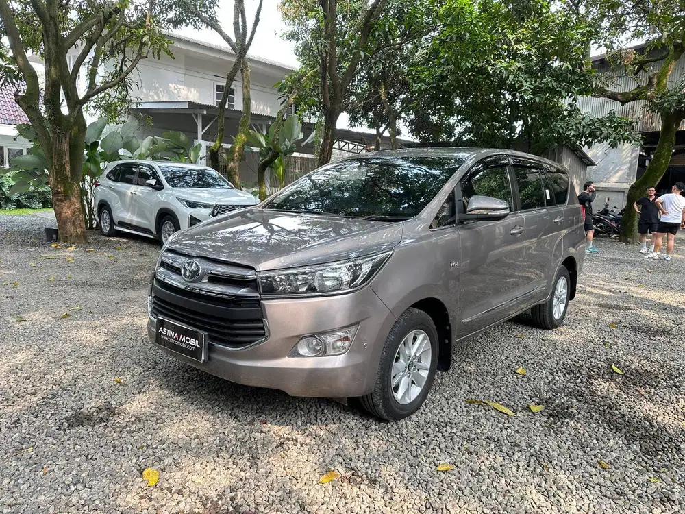 TOYOTA KIJANG INNOVA 2.0 V AT 2017 REBORN METIC BENSIN