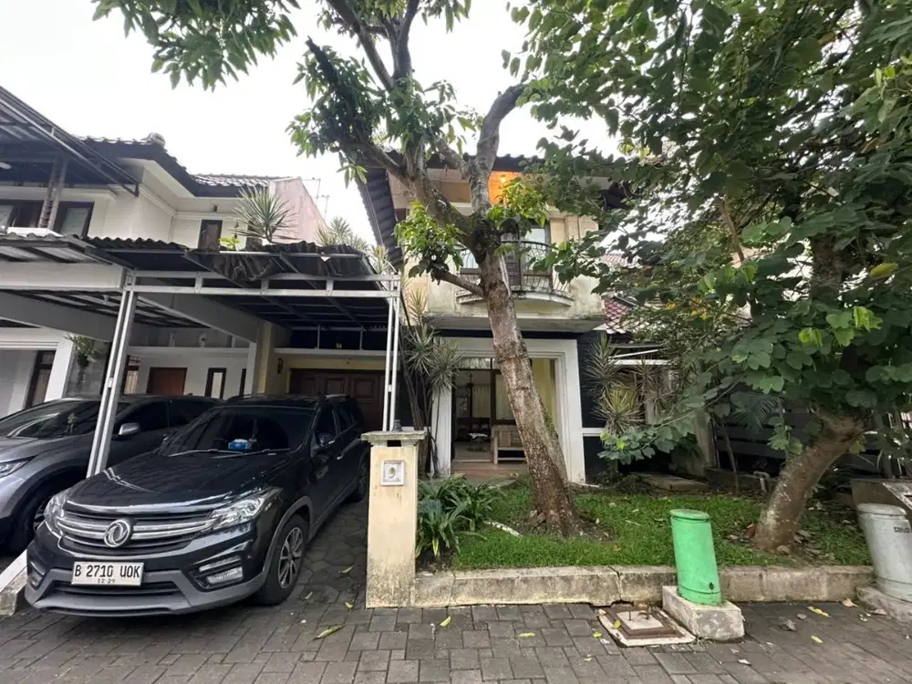 DIJUAL RUMAH 2 LANTAI SUPER LUAS DI BANDUNG! LOKASI CIAMIK!