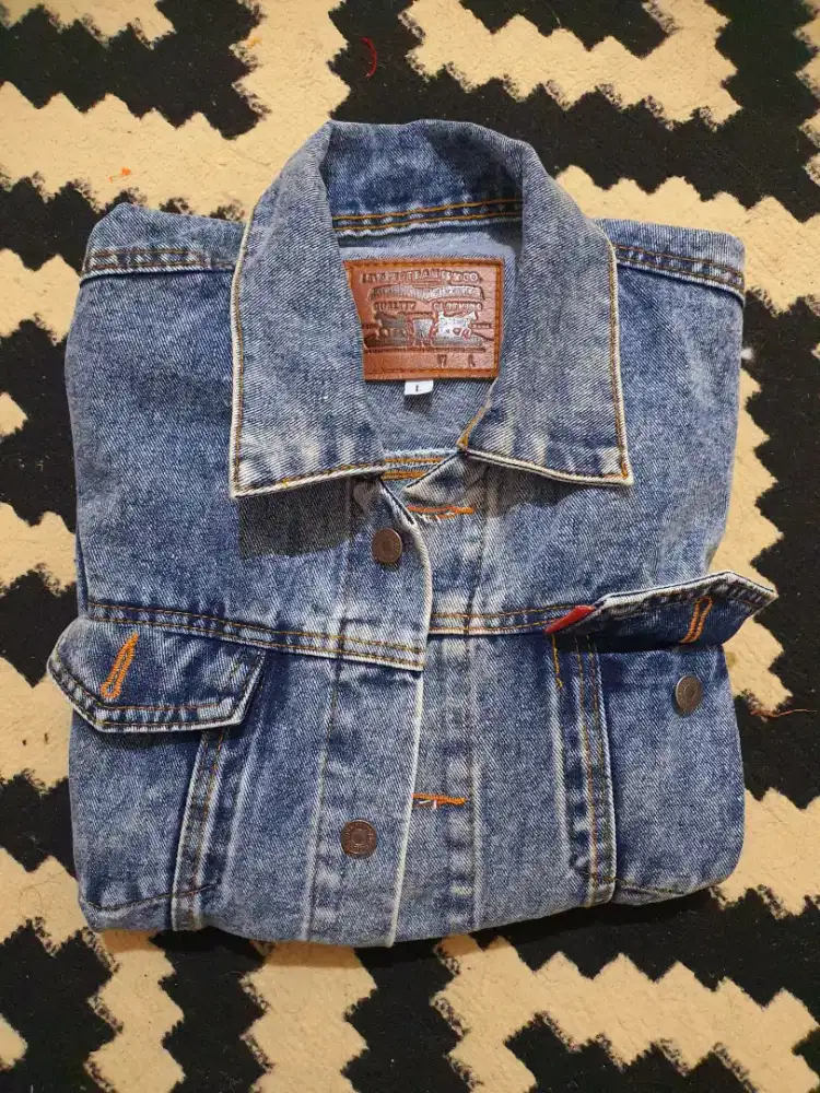 Jaket jeans baru