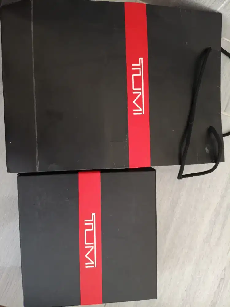 Sabuk Pria Tumi