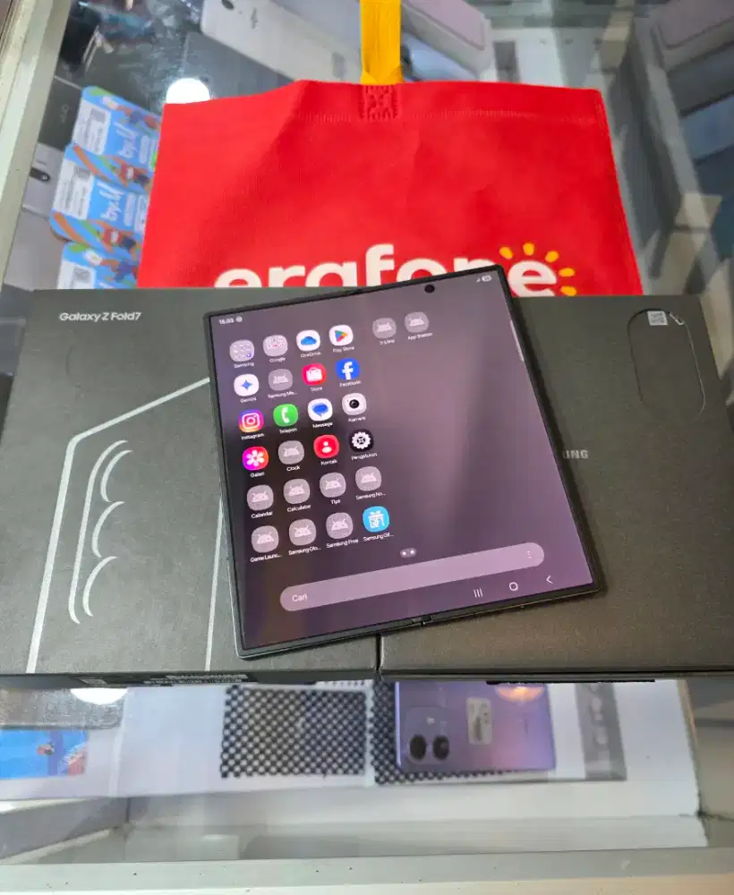 Samsung Z Fold 7 5G 16/512gb SEIN Lengkap Normal