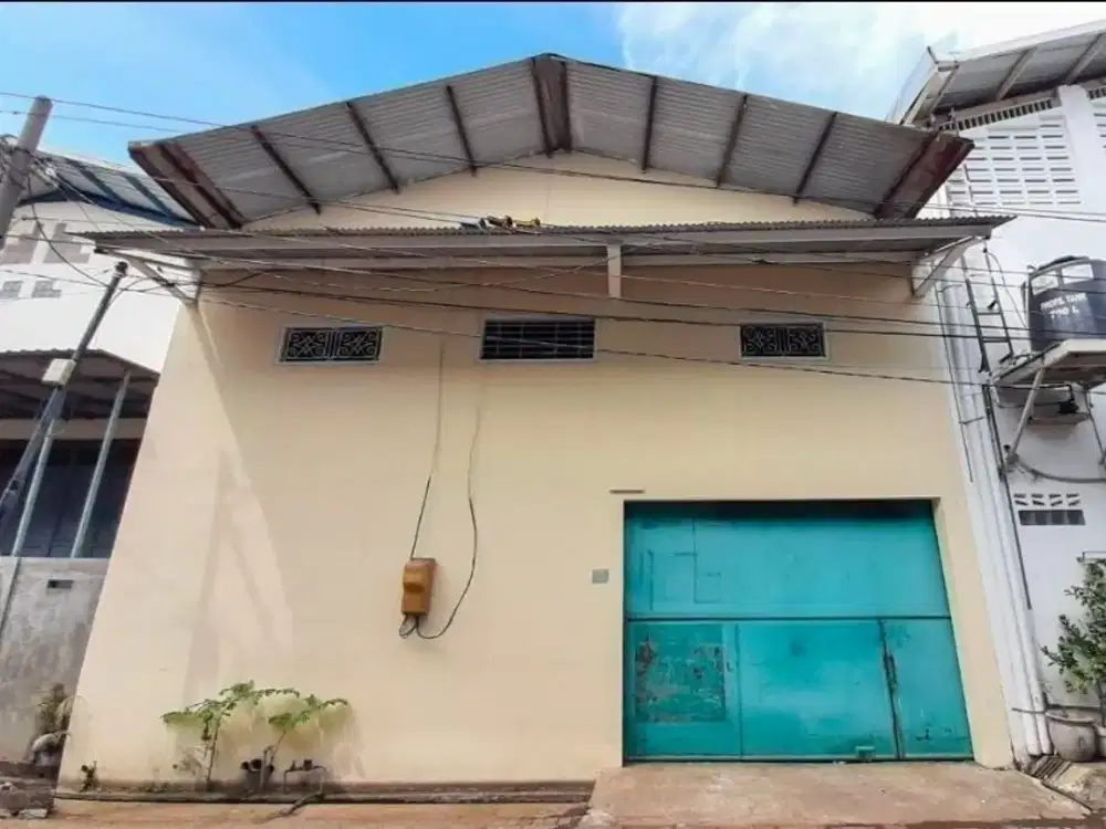 Gudang Lebak Timur  STRATEGIS , BONUS 12 Roof Fan Ventilator