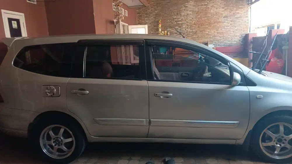 Nissan Grand livina 2009 Bensin
