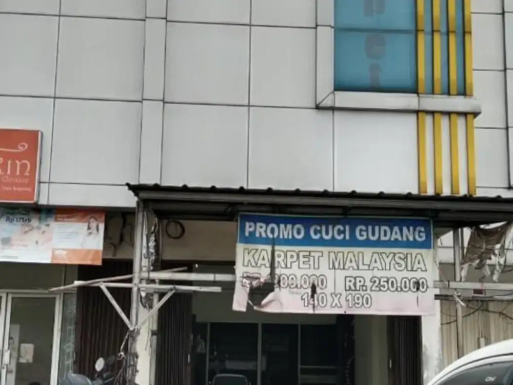 DISEWAKAN RUKO DAERAH CILEDUG PURI BETA STRATEGIS PINGGIR JALAN DEKAT HALTE