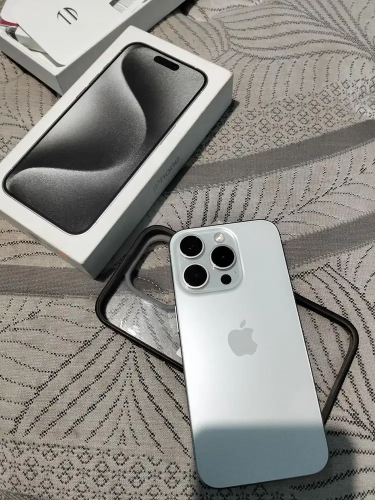 Iphone 15 pro ibox