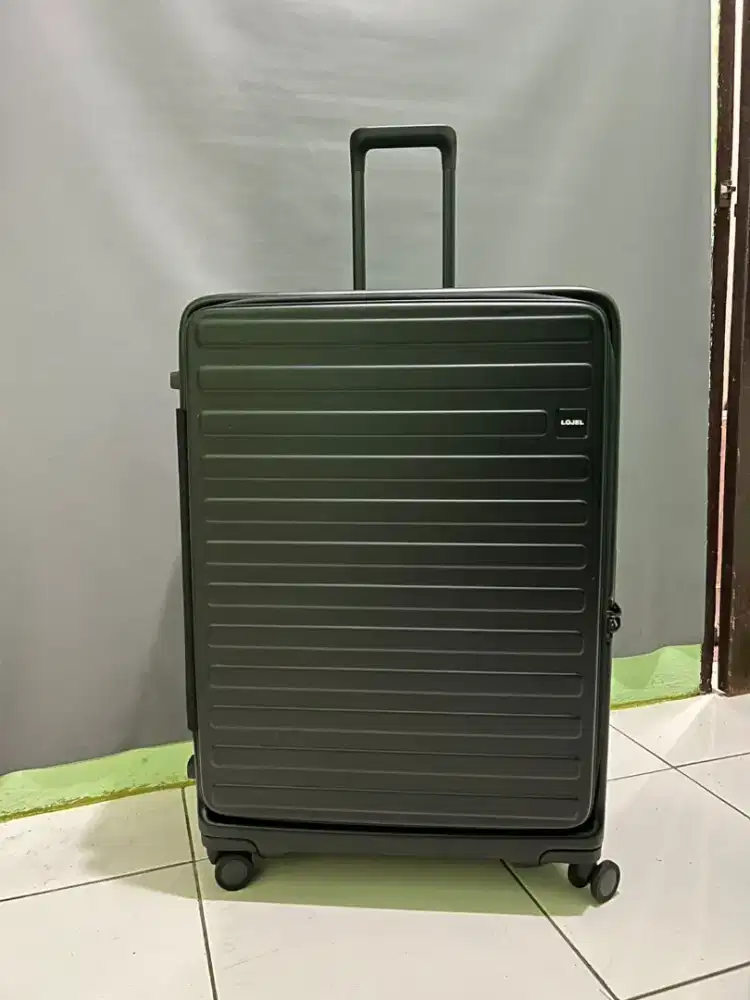 LOJEL  Cubo large 29 inch/ BLack