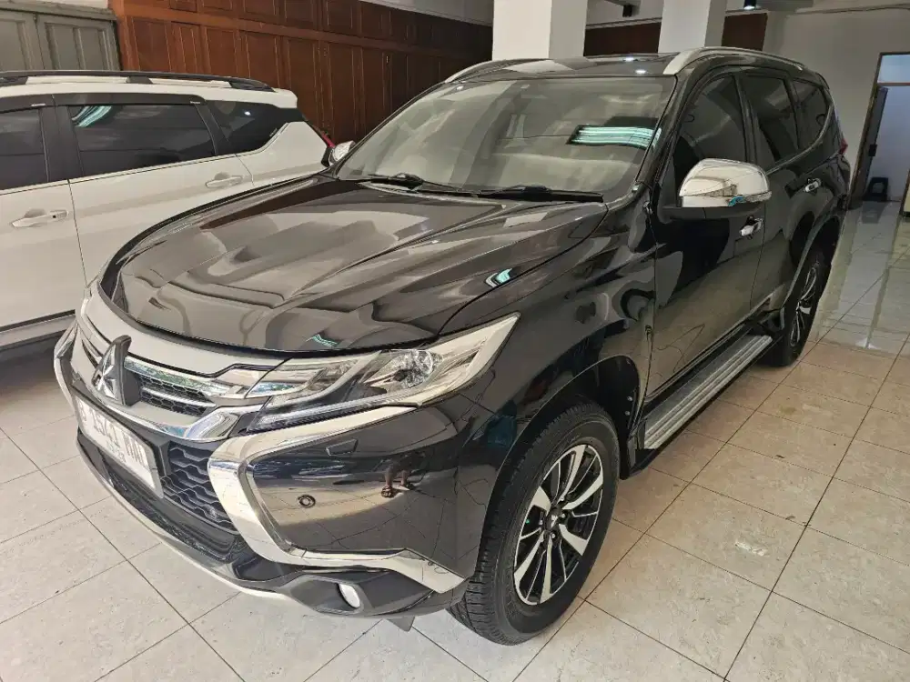 Mitsubishi pajero sport dakar diesel at 2017 km 131 rb, service recore