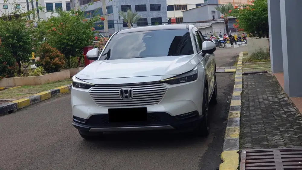 Km 21rb honda hrv se sensing 2024 putih