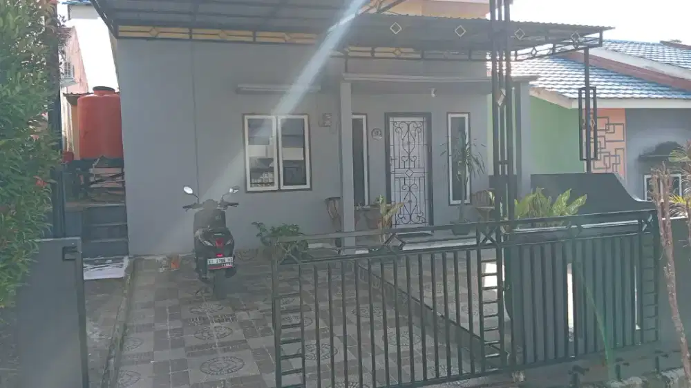 Di Kontrakan 1 Rumah + Isi Perabotan nya .
