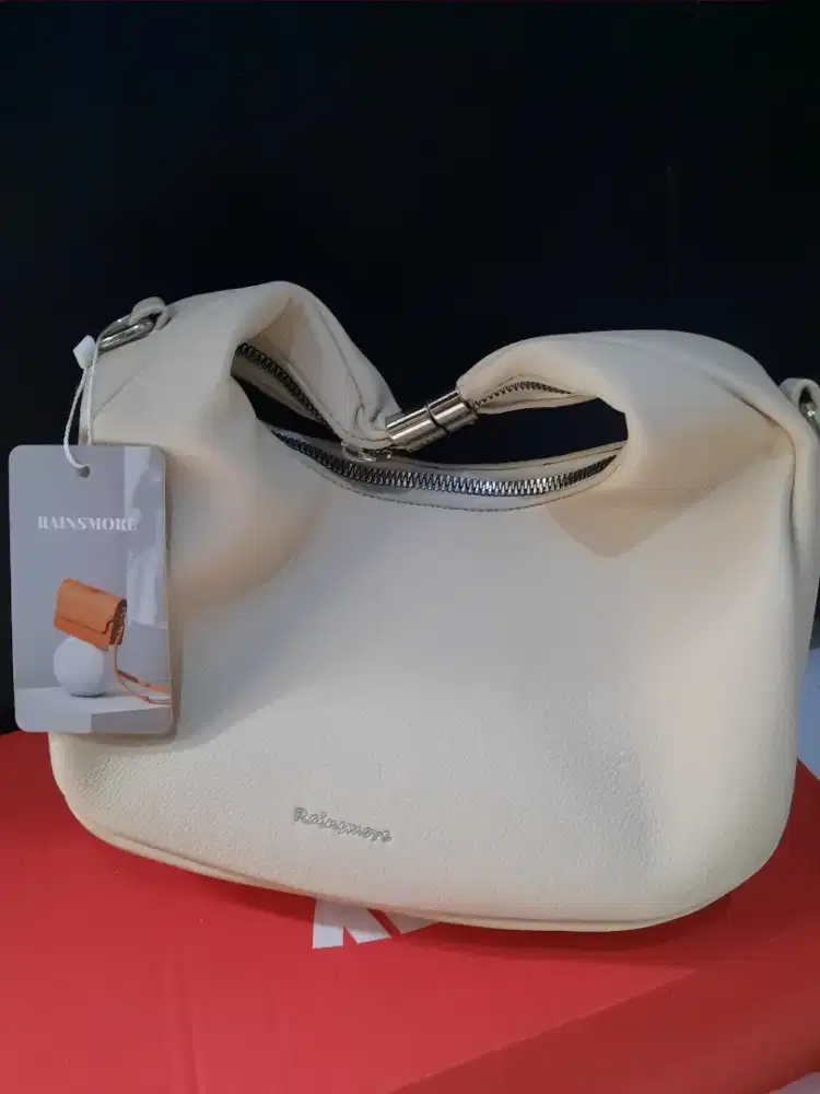 TAS WANITA RAINSMORE