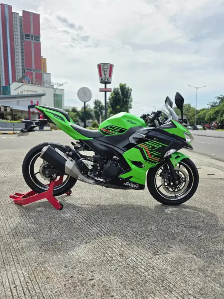 Kawasaki Ninja 250 Fi 2018 (Terawat)