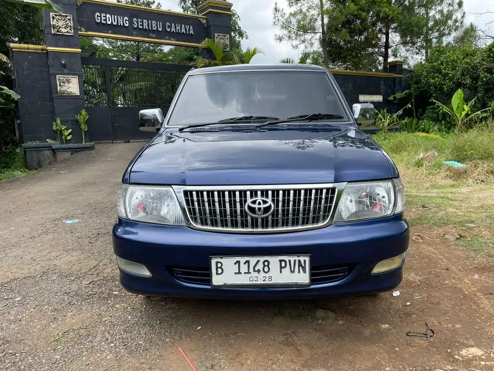 Toyota Kijang 2004 Bensin