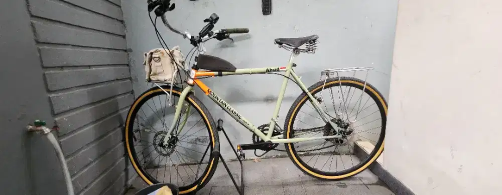 Sepeda lipat dahon mountainclassic jadul